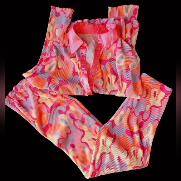 2 Piece Set - Floral Print Oversized Button-Down Shirt with High Waisted Pants - Picture 4 of 7